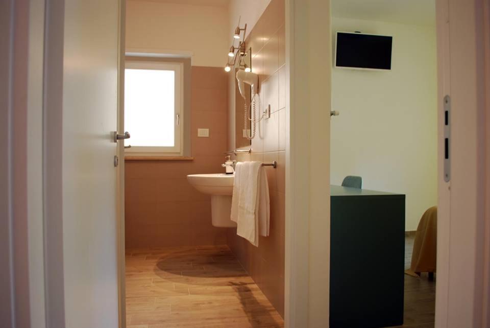 B&B Angelo Ascoli Piceno Buitenkant foto